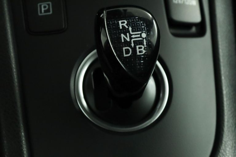 Toyota Auris - 1.8 Hybrid Dynamic 27