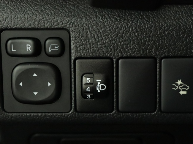 Toyota Auris - 1.8 Hybrid Dynamic