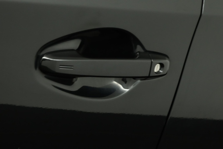 Toyota Auris - 1.8 Hybrid Dynamic 39