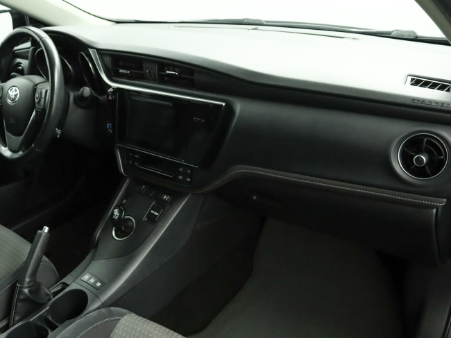 Toyota Auris - 1.8 Hybrid Dynamic