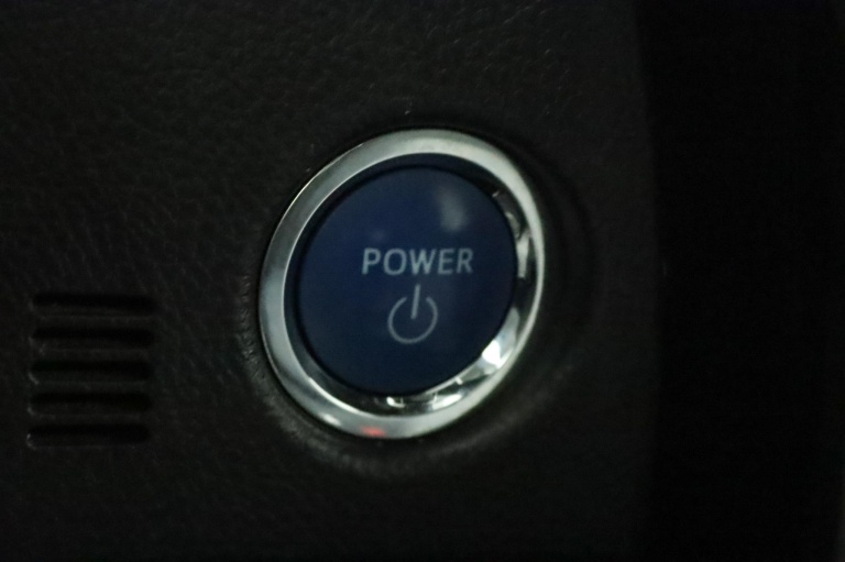 Toyota Auris - 1.8 Hybrid Dynamic 45