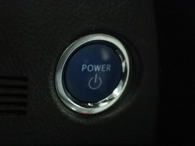 Toyota Auris - 1.8 Hybrid Dynamic