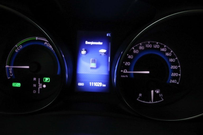 Toyota Auris - 1.8 Hybrid Dynamic 48