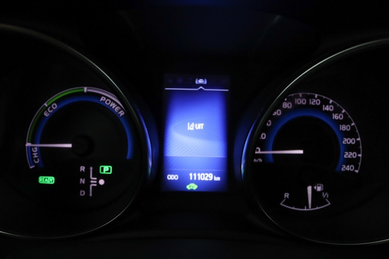 Toyota Auris - 1.8 Hybrid Dynamic 52