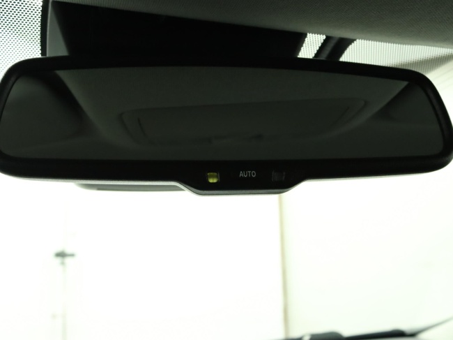 Toyota Auris - 1.8 Hybrid Dynamic