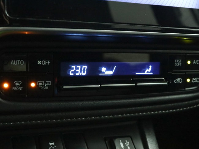 Toyota Auris - 1.8 Hybrid Dynamic