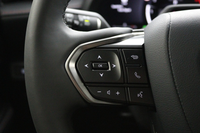 Lexus LBX - Emotion 2WD 18