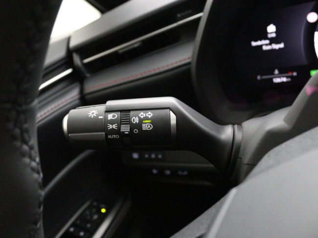 Lexus LBX - Emotion 2WD