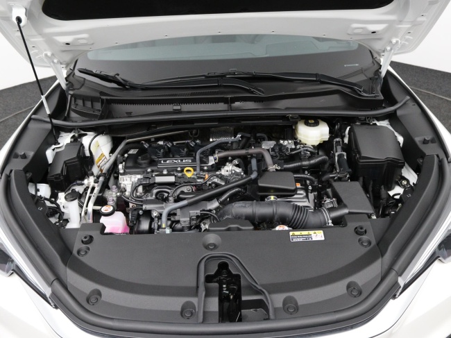 Lexus LBX - Emotion 2WD