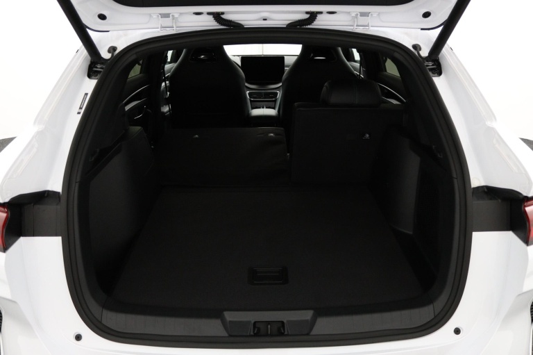 BYD SEAL U - 1.5 T DM-i Comfort 21