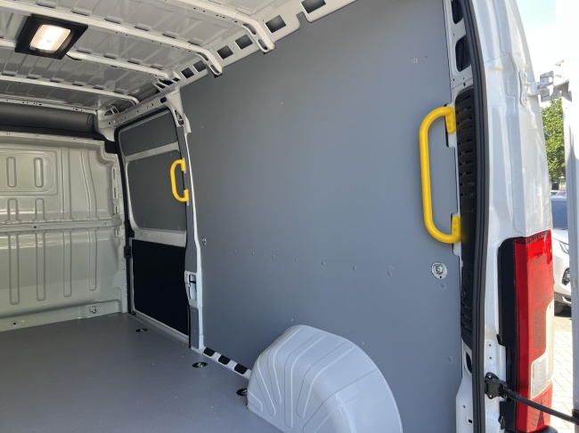 Toyota PROACE Max - 2.2 D-4D L3H2 3.5t Professional