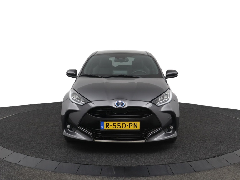 Toyota Yaris - 1.5 Hybrid Executive 16