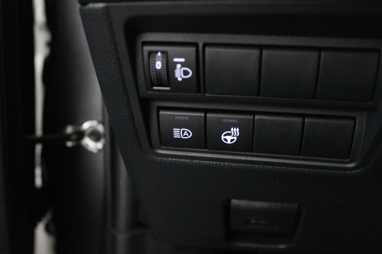 Toyota Yaris - 1.5 Hybrid Executive 29