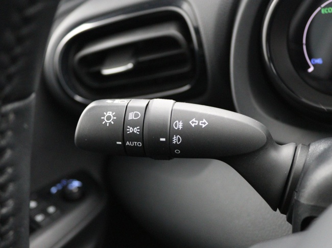 Toyota Yaris - 1.5 Hybrid Executive