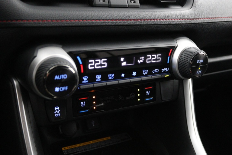 Toyota RAV4 - 2.5 Plug-in Hybrid AWD Bi-Tone Plus 7