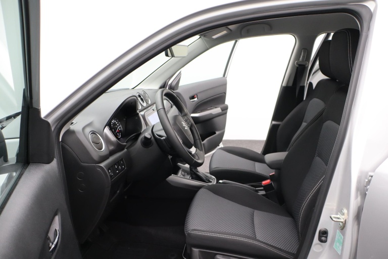 Suzuki Vitara - 1.4 Boosterjet Smart Hybrid Select 12