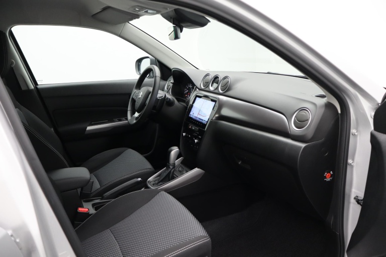 Suzuki Vitara - 1.4 Boosterjet Smart Hybrid Select 29