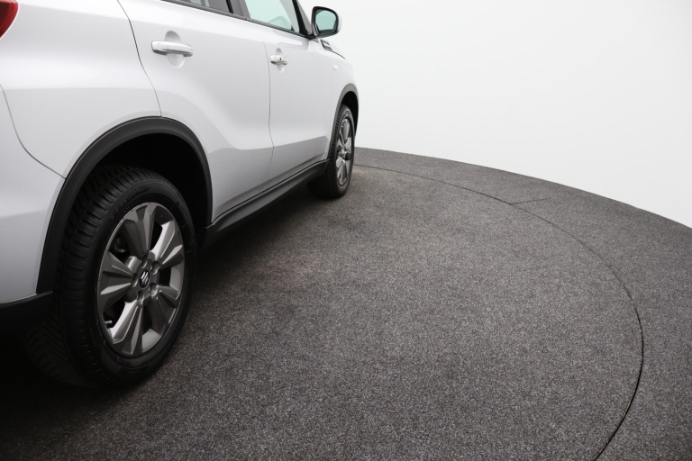Suzuki Vitara - 1.4 Boosterjet Smart Hybrid Select 37