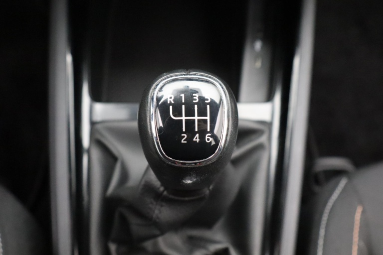 Skoda Kamiq - 1.0 TSI Ambition 18