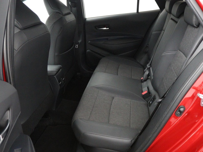 Toyota Corolla Touring Sports - 1.8 Hybrid Dynamic