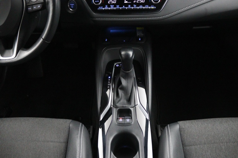 Toyota Corolla Touring Sports - 1.8 Hybrid Dynamic 26