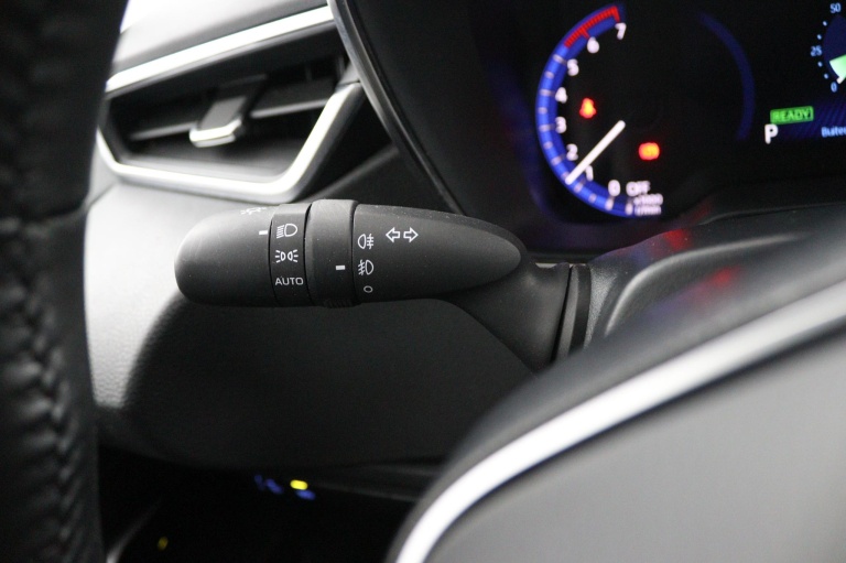 Toyota Corolla Touring Sports - 1.8 Hybrid Dynamic 29