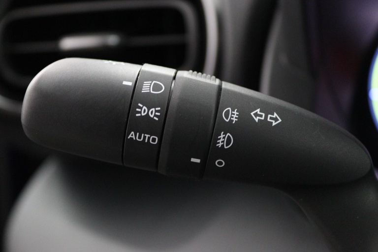 Toyota Yaris Cross - 1.5 Hybrid GR Sport 29