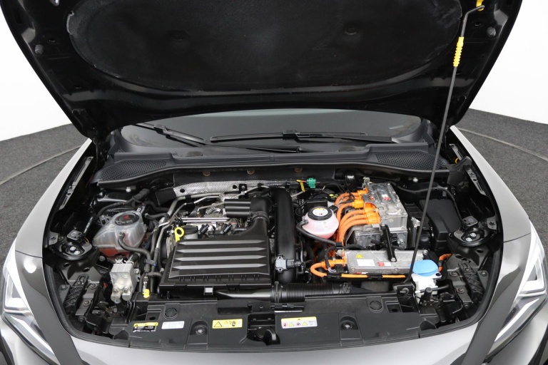 CUPRA Formentor - 1.4 e-Hybrid VZ Performance 28