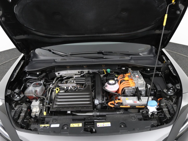 CUPRA Formentor - 1.4 e-Hybrid VZ Performance