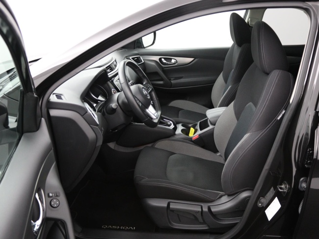 Nissan Qashqai - 1.3 DIG-T N-Connecta