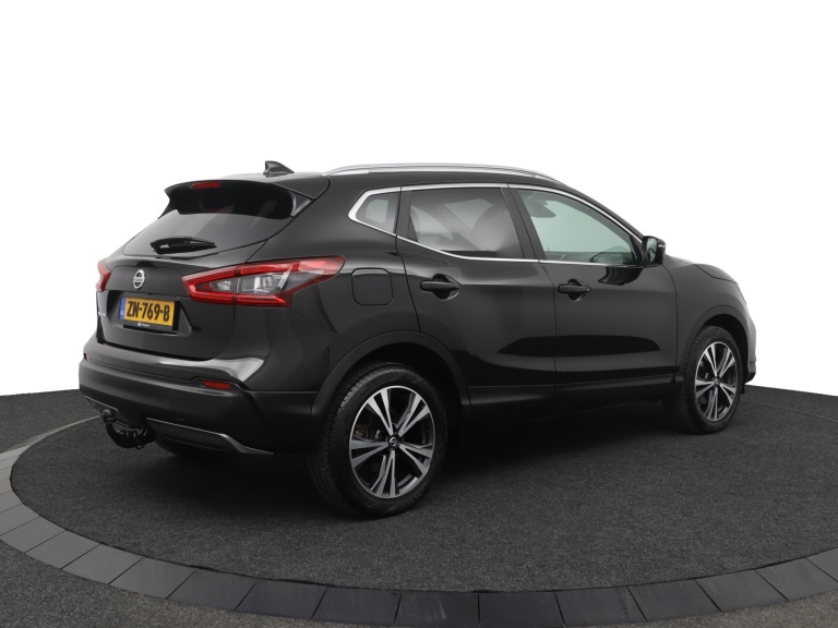 Nissan Qashqai - 1.3 DIG-T N-Connecta 2