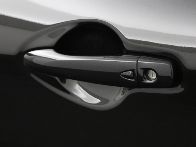 Nissan Qashqai - 1.3 DIG-T N-Connecta