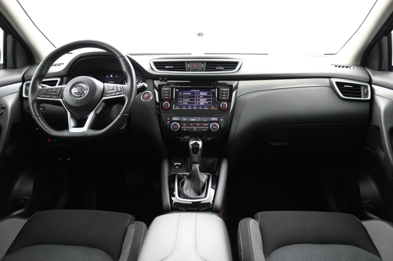 Nissan Qashqai - 1.3 DIG-T N-Connecta 4
