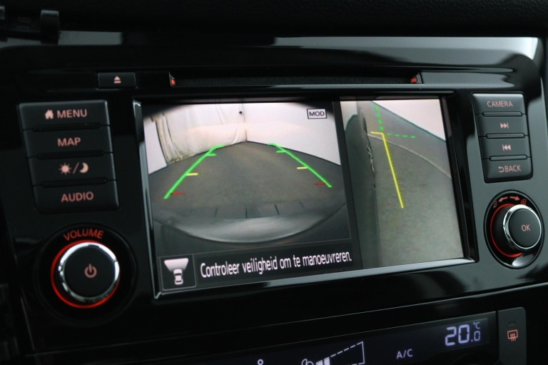 Nissan Qashqai - 1.3 DIG-T N-Connecta 42