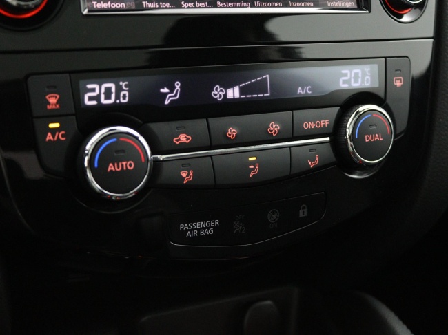 Nissan Qashqai - 1.3 DIG-T N-Connecta