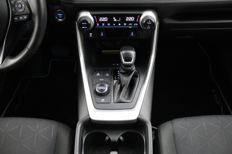Toyota RAV4 - 2.5 Hybrid AWD Business Plus 26