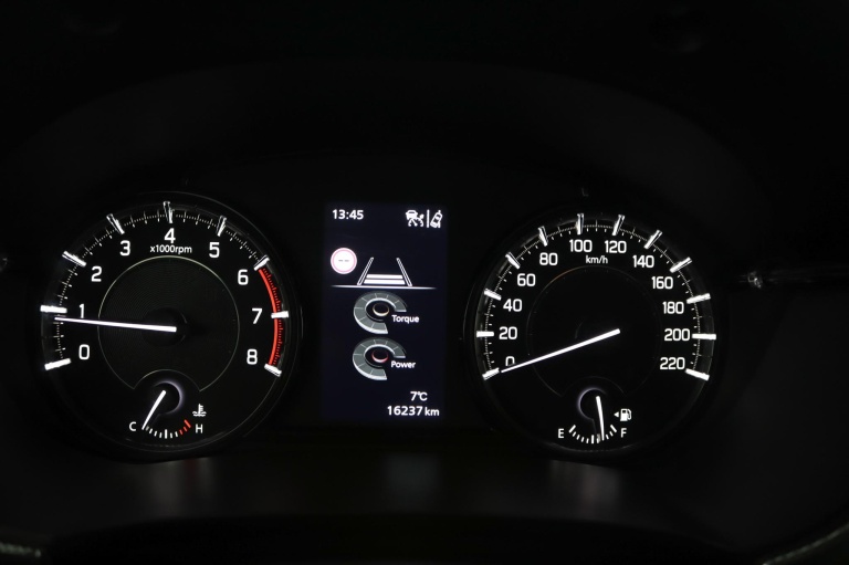 Suzuki Vitara - 1.4 Boosterjet Style Smart Hybrid 37