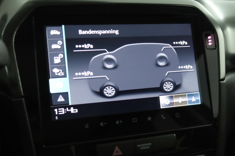 Suzuki Vitara - 1.4 Boosterjet Style Smart Hybrid 43