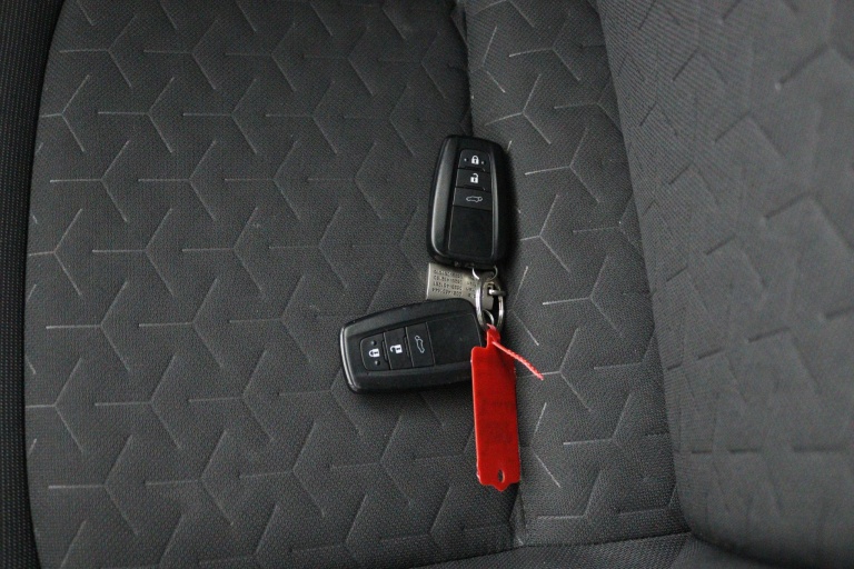 Toyota Corolla Touring Sports - 1.8 Hybrid 11