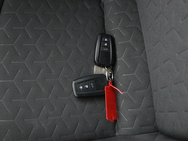 Toyota Corolla Touring Sports - 1.8 Hybrid