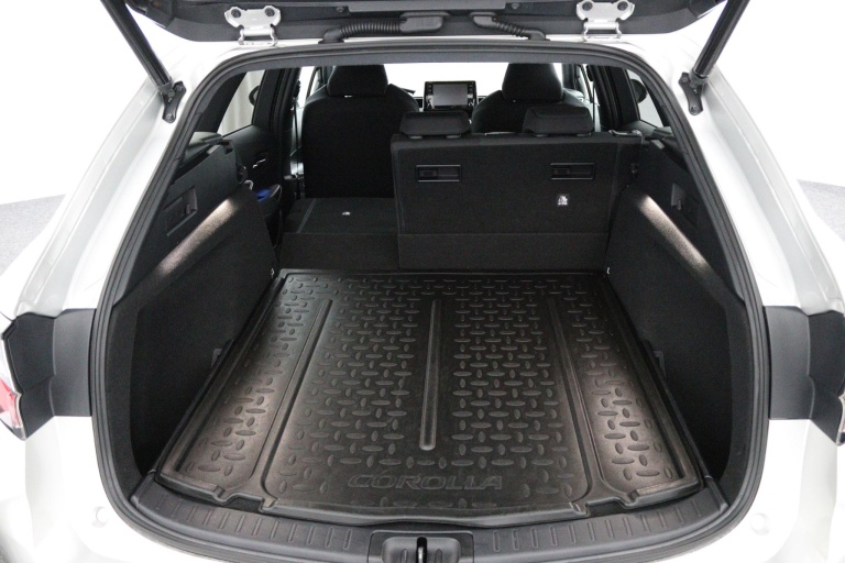 Toyota Corolla Touring Sports - 1.8 Hybrid 24