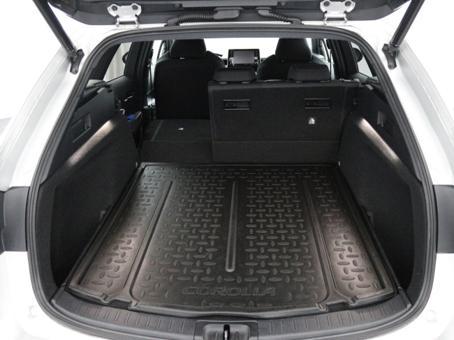 Toyota Corolla Touring Sports - 1.8 Hybrid