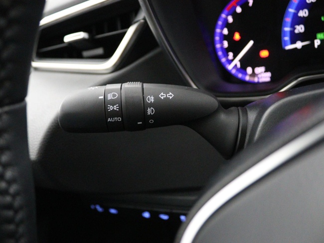 Toyota Corolla Touring Sports - 1.8 Hybrid