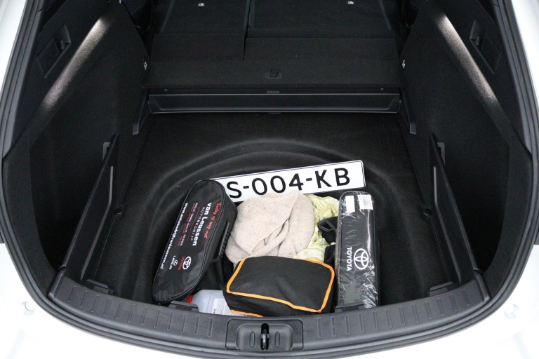 Toyota Corolla Touring Sports - 1.8 Hybrid 32