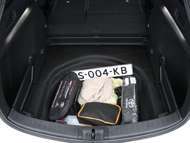 Toyota Corolla Touring Sports - 1.8 Hybrid