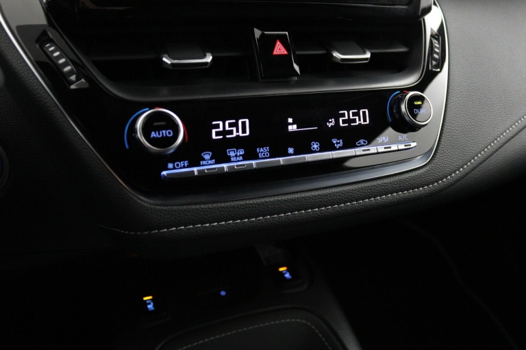 Toyota Corolla Touring Sports - 1.8 Hybrid 7