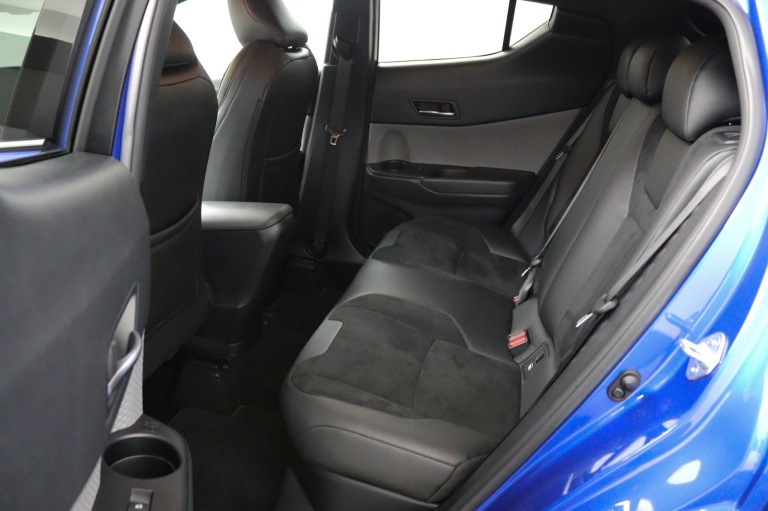 Toyota C-HR - 1.8 Hybrid Executive Ultimate 12