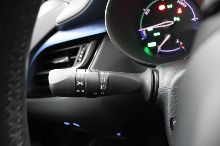 Toyota C-HR - 1.8 Hybrid Executive Ultimate 23