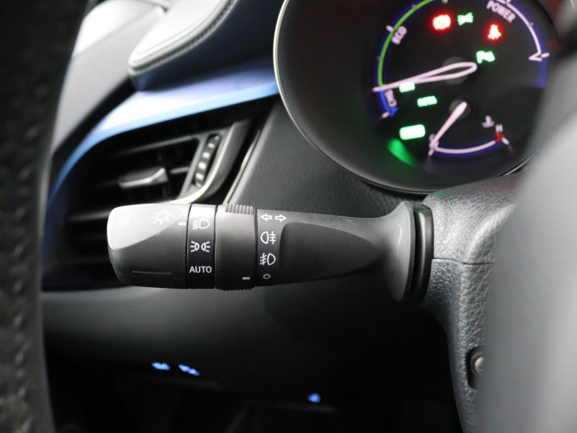 Toyota C-HR - 1.8 Hybrid Executive Ultimate