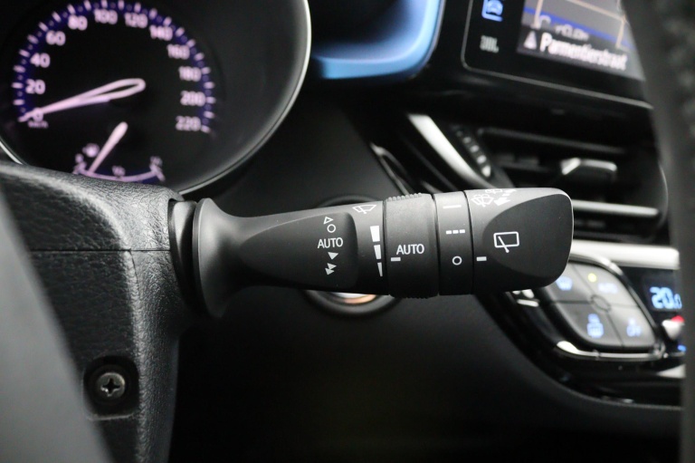 Toyota C-HR - 1.8 Hybrid Executive Ultimate 25